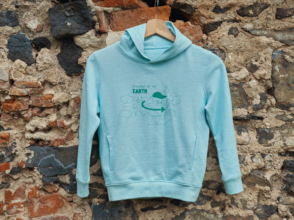 IQONIQ Yengo KidsHoodie mit Seitentaschen aus rec. Baumwolle IQONIQ Yengo KidsHoodie mit Seitentaschen aus rec. Baumwolle