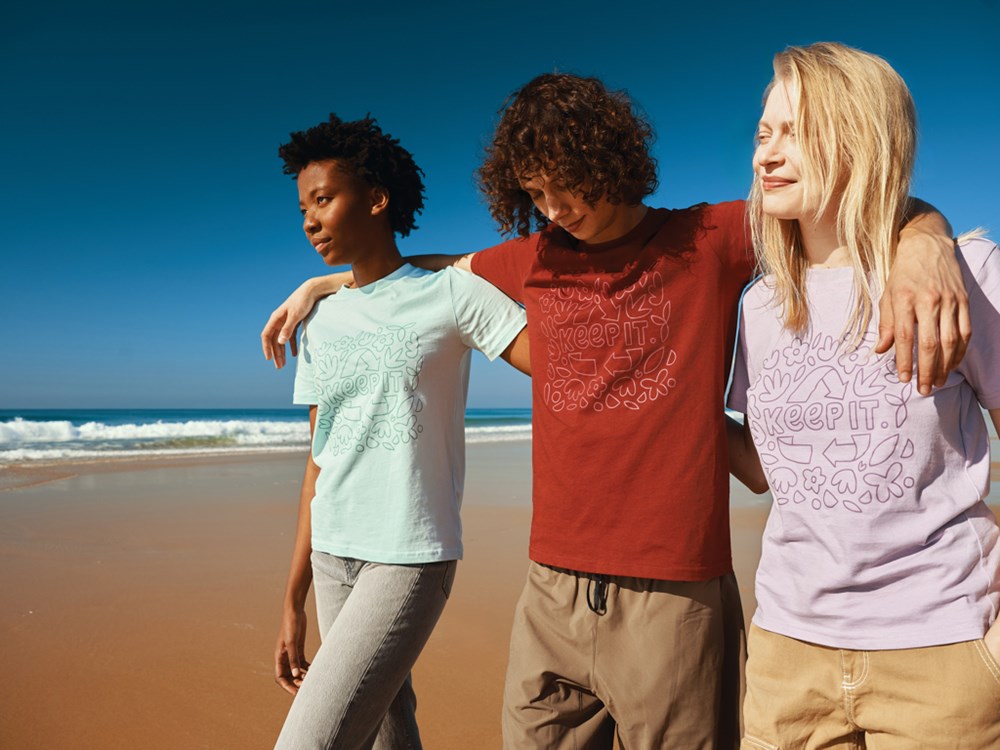 IQONIQ Brett T-Shirt aus recycelter Baumwolle IQONIQ Brett T-Shirt aus recycelter Baumwolle