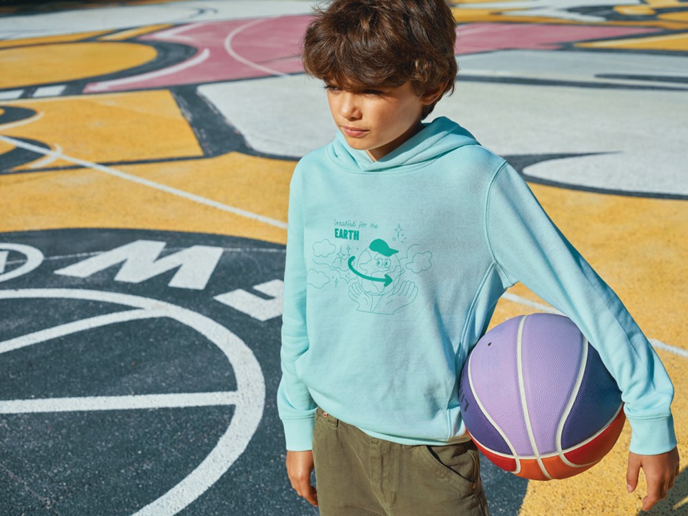 IQONIQ Yengo KidsHoodie mit Seitentaschen aus rec. Baumwolle IQONIQ Yengo KidsHoodie mit Seitentaschen aus rec. Baumwolle