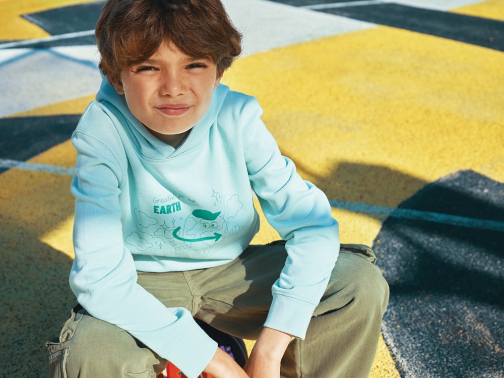 IQONIQ Yengo KidsHoodie mit Seitentaschen aus rec. Baumwolle IQONIQ Yengo KidsHoodie mit Seitentaschen aus rec. Baumwolle